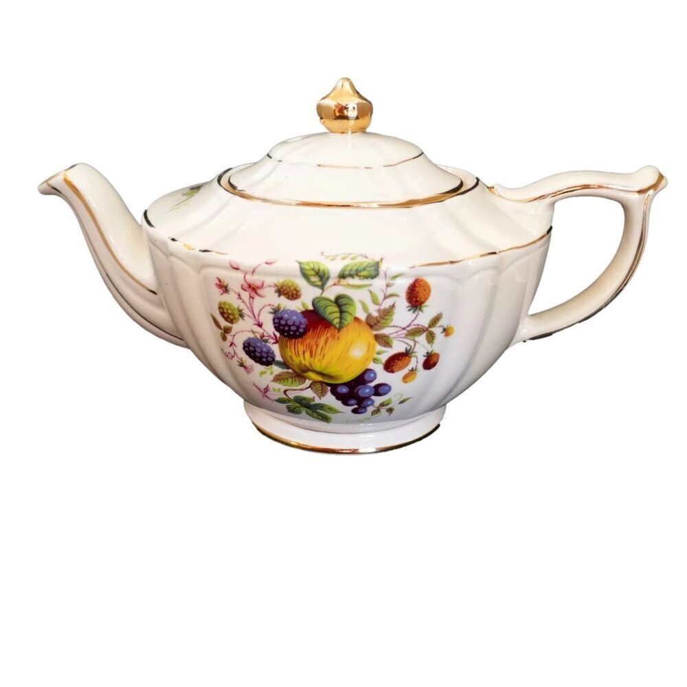 Sadler Fruit Print Teapot 2291 Cream Porcelain Fluted Scalloped England Vintage